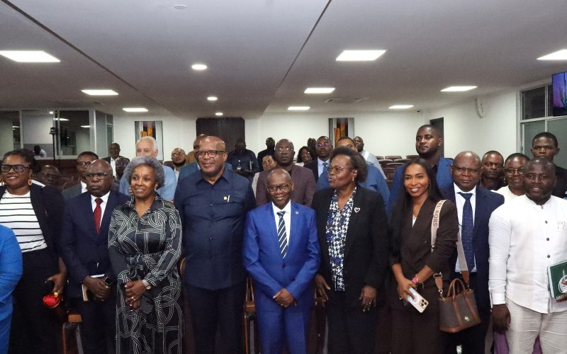 UnIA ACOLHE DIÁLOGO ESTRATÉGICO SOBRE O FUTURO DO ENSINO SUPERIOR PRIVADO EM ANGOLA