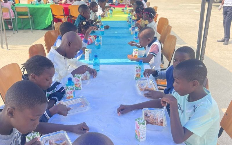 UnIA E PROJECTO “AMOR AO PRÓXIMO” UNIDAS PARA ACTO DE FEIJOADA SOLIDÁRIA EM APOIO ÀS CRIANÇAS DO BAIRRO IMBONDEIRO