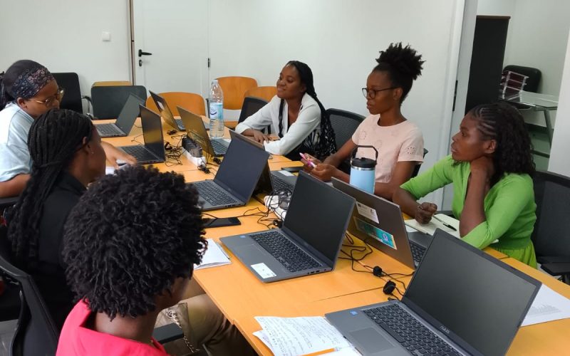 FORMAÇÃO EM EMPREENDEDORISMO SOCIAL CAPACITA JOVENS MULHERES NA UnIA