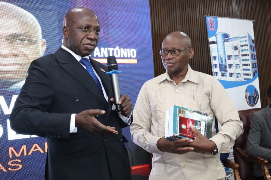 Ministro Téte António Preside Grande Palestra Sobre Diplomacia Angolana na Universidade Independente de Angola