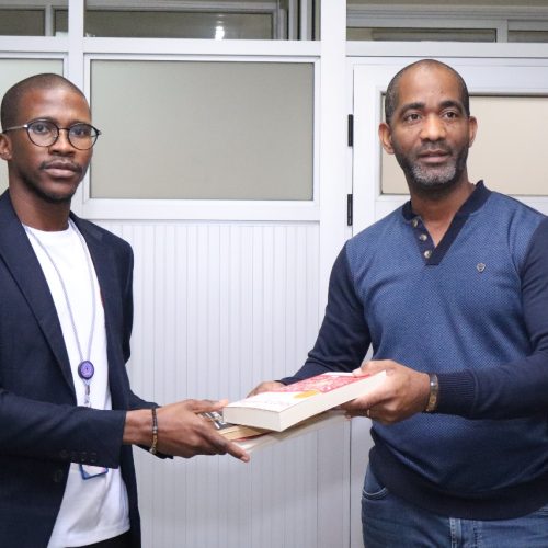 A Universidade Independente de Angola, tem o prazer de anunciar um significativo enriquecimento do seu Acervo Bibliográfico