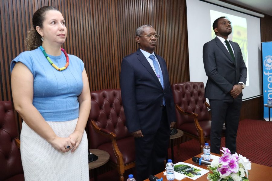 Um Olhar da Academia para a Transparência e o Futuro Econômico de Angola